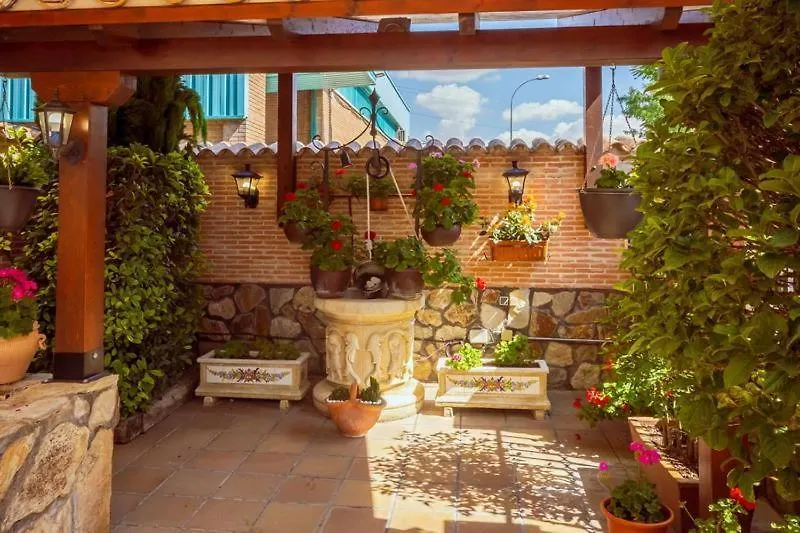 Maison d'hôtes Hostal El Cruce Paracuellos de Jarama