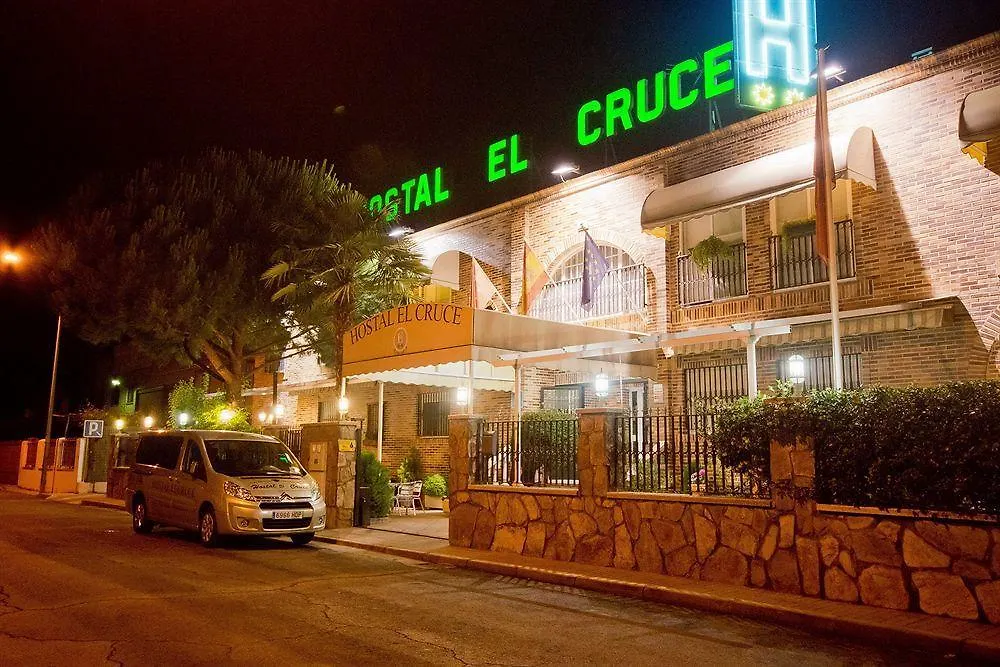 Hostal El Cruce Paracuellos de Jarama Guest house