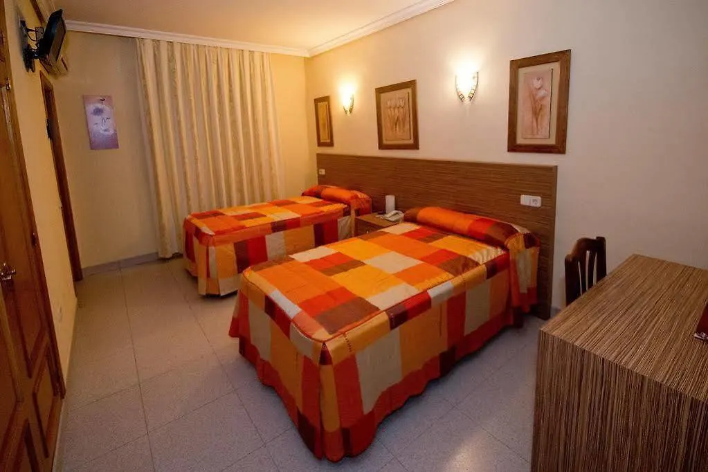 Hostal El Cruce Paracuellos de Jarama Spain